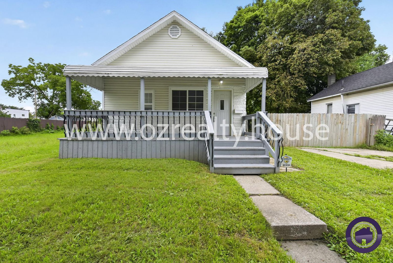 Gallery Image 0