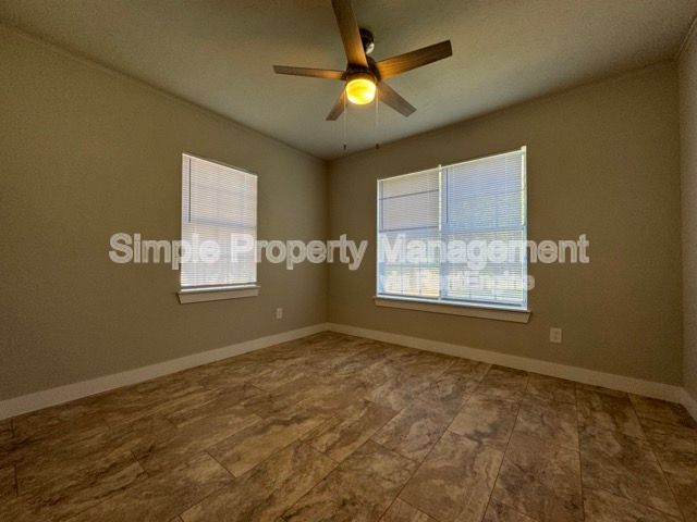 Gallery Image 17