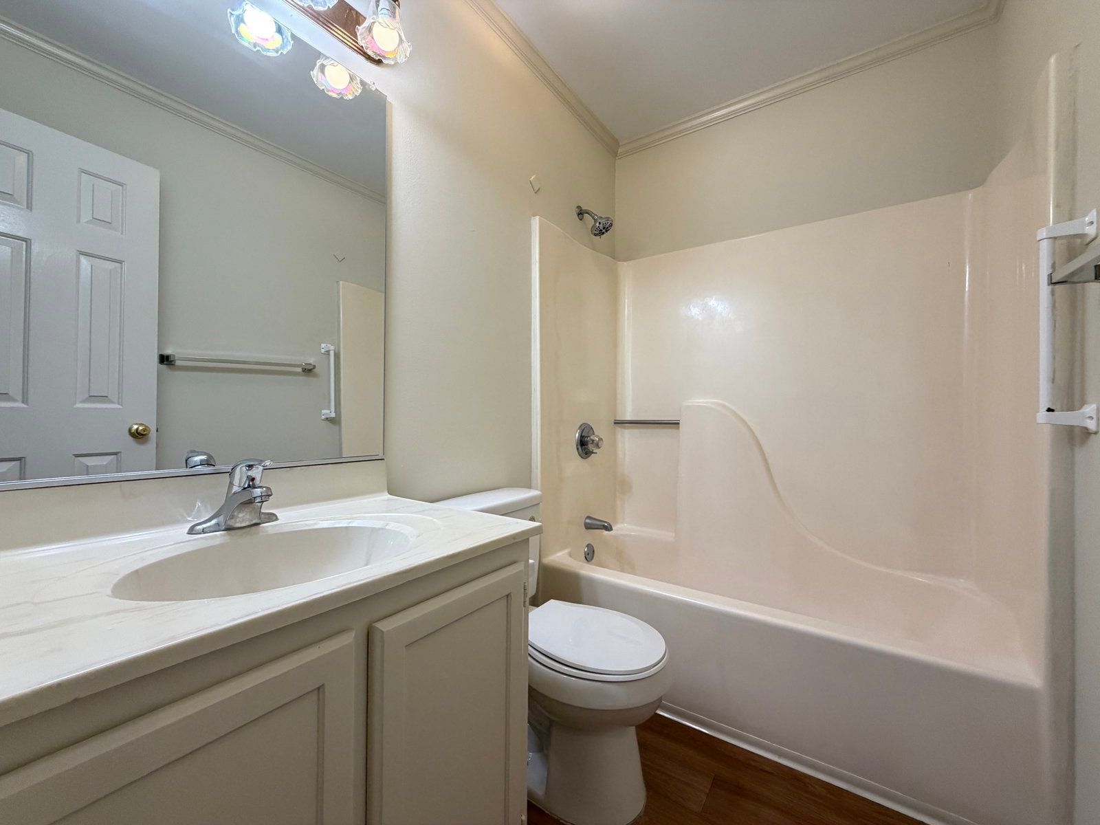 Gallery Image 15