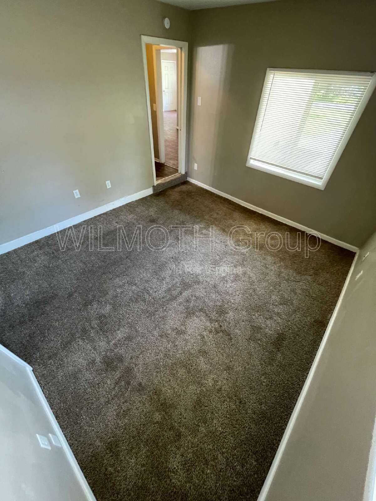 Gallery Image 19