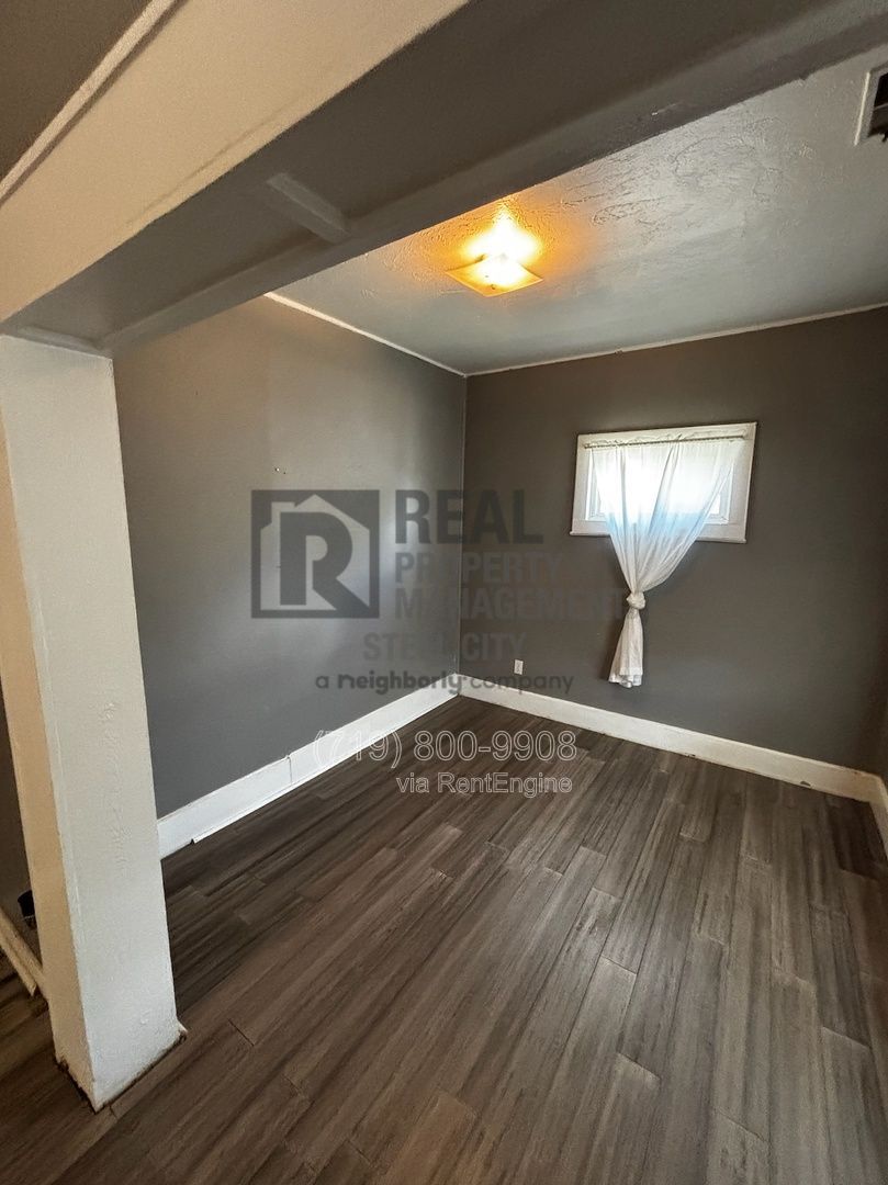 Gallery Image 14
