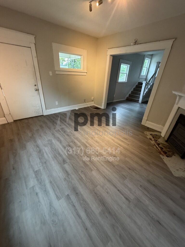 Gallery Image 16