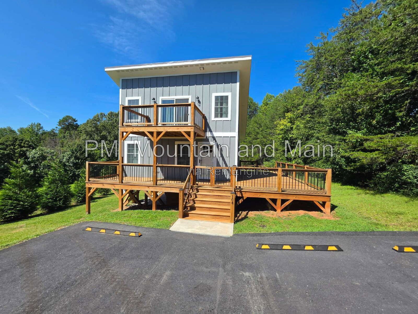 Gallery Image 0