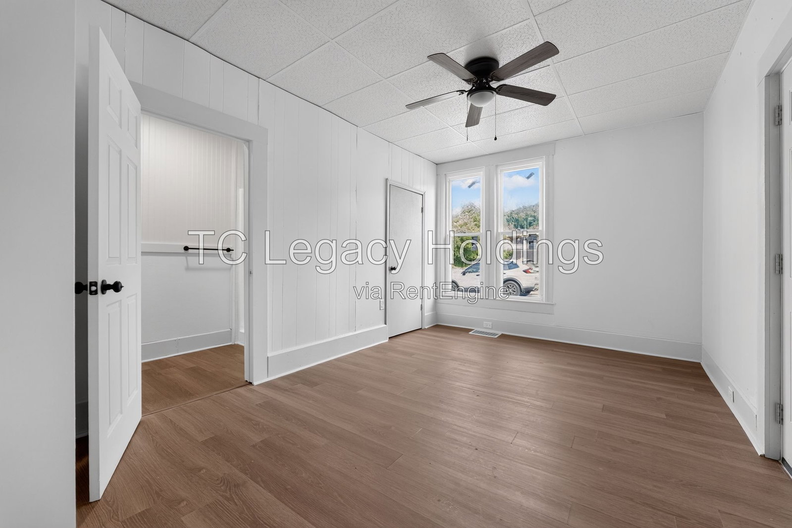 Gallery Image 18