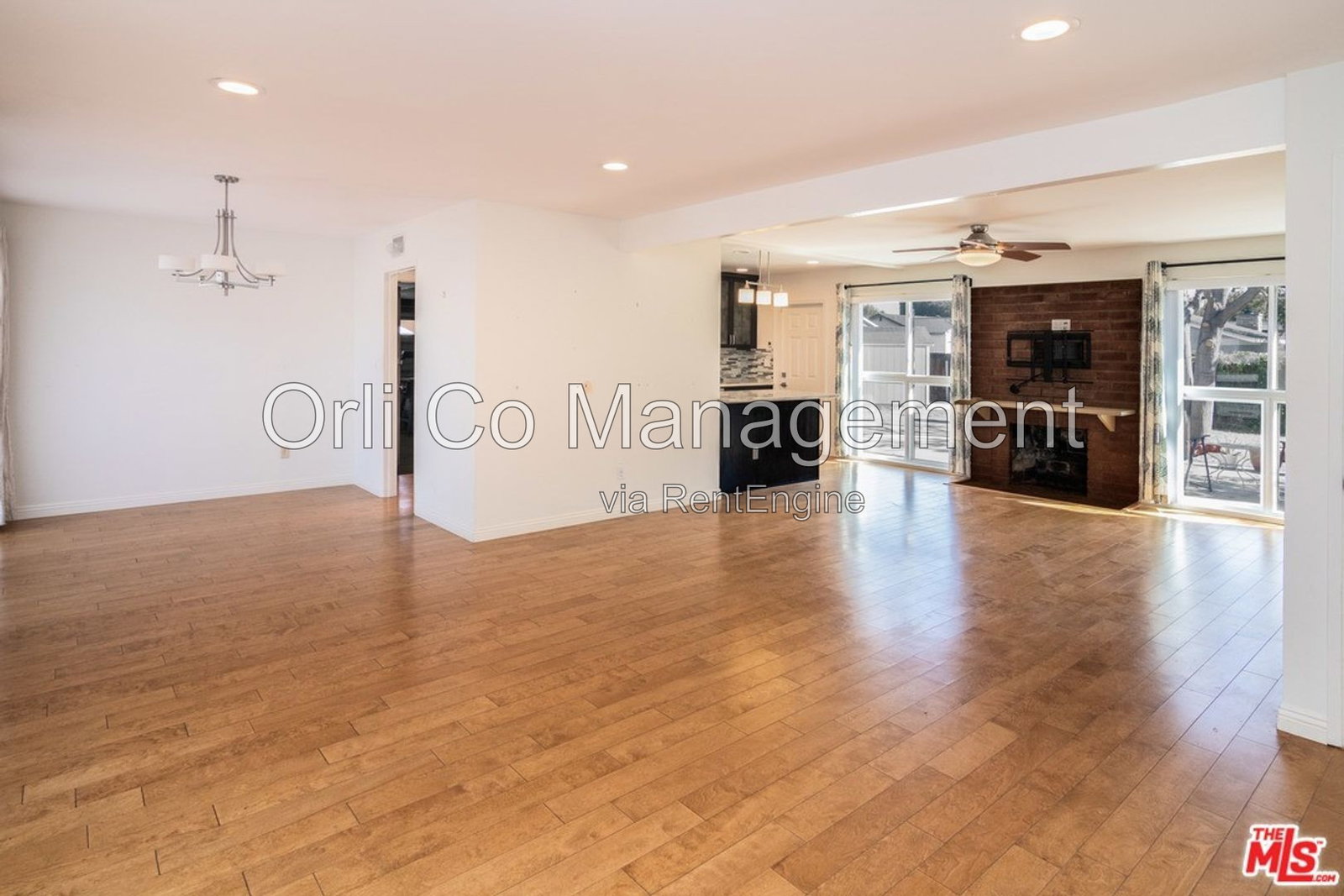 Gallery Image 16