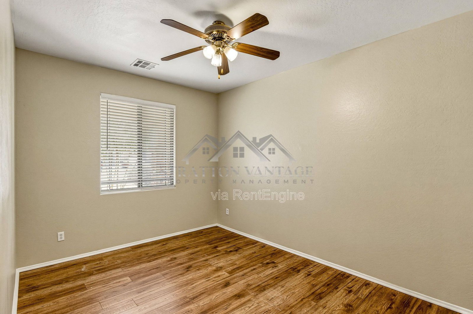 Gallery Image 19