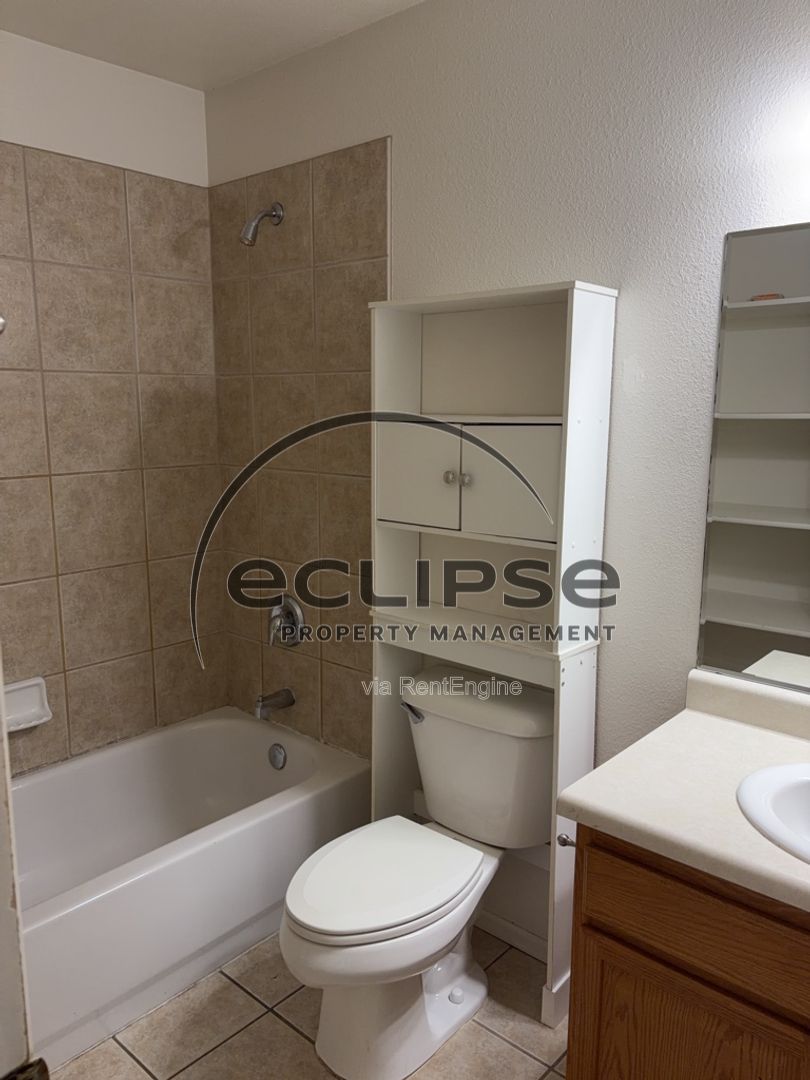 Gallery Image 17