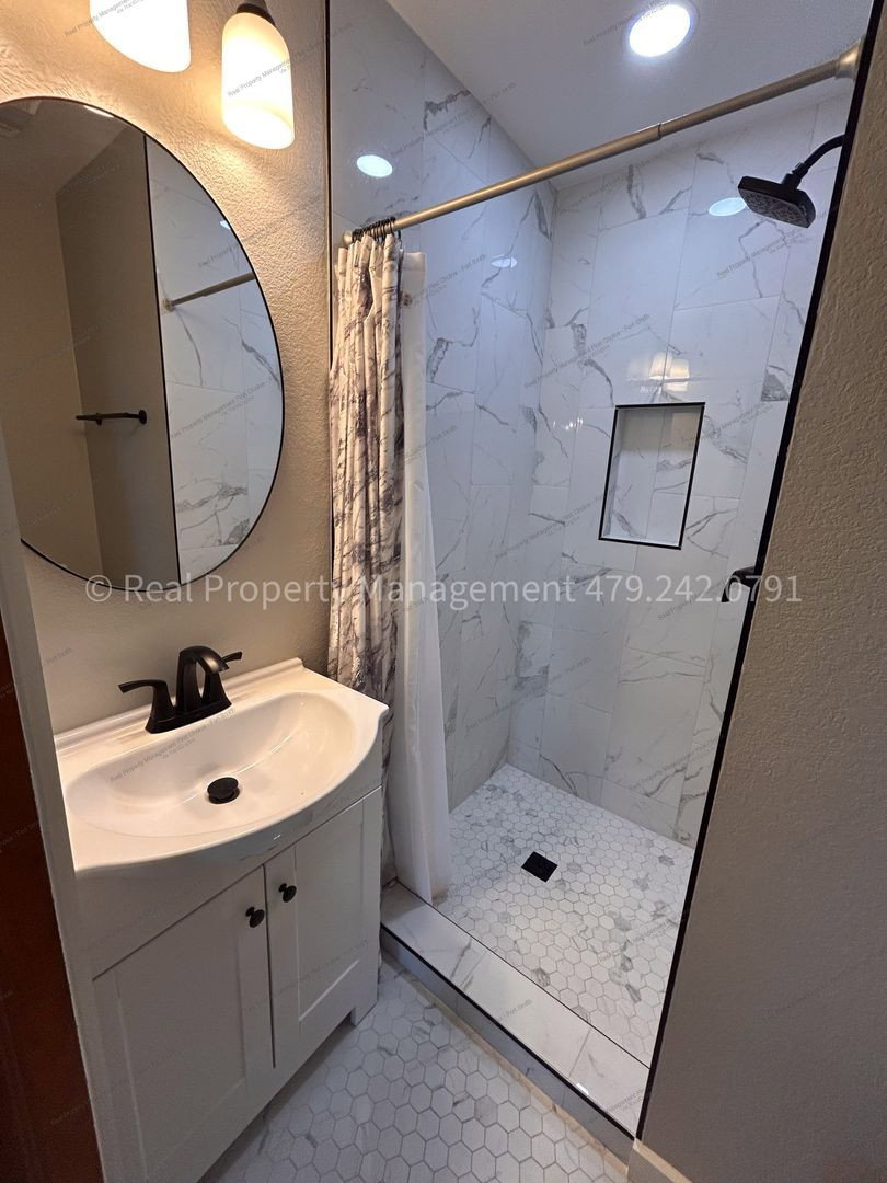 Gallery Image 33