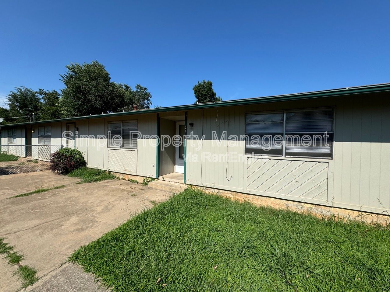 Gallery Image 0