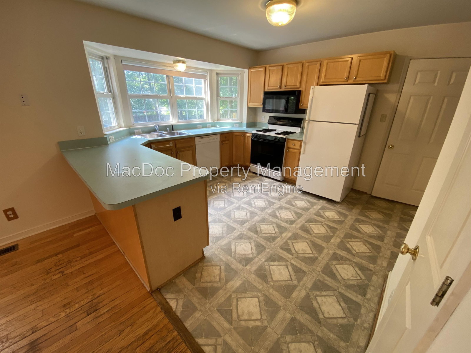 Gallery Image 12