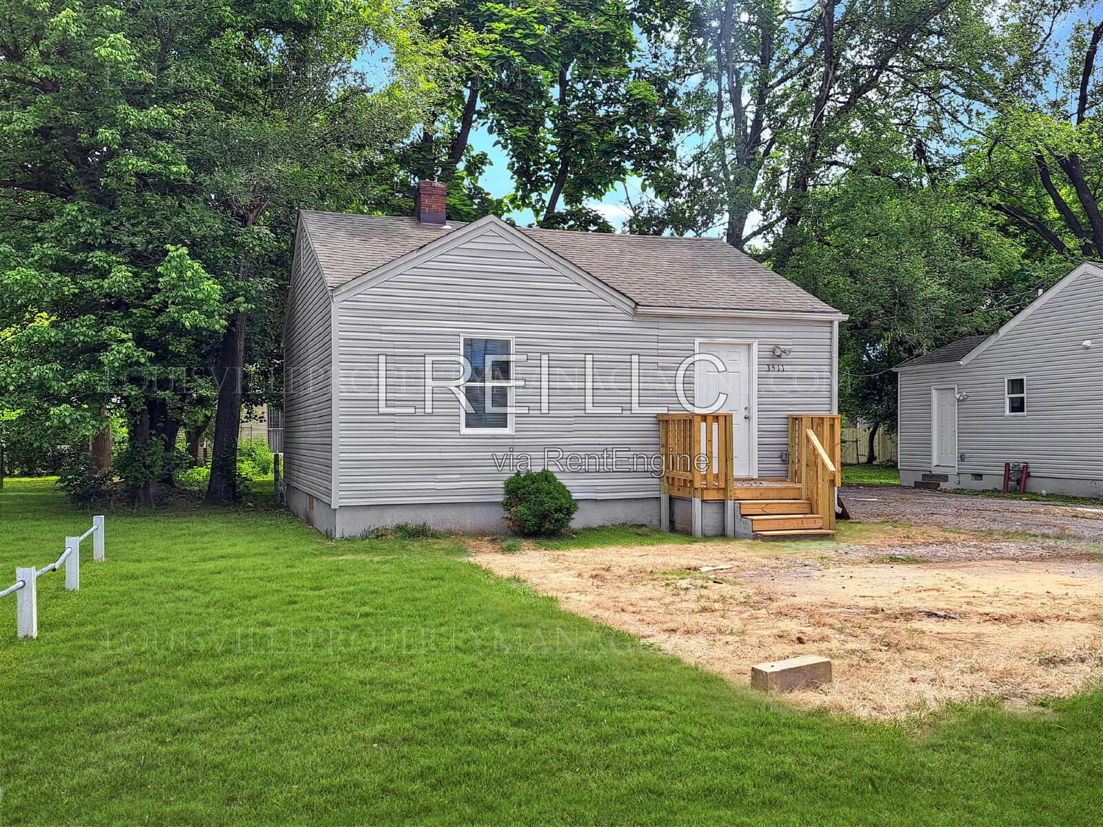 Gallery Image 0