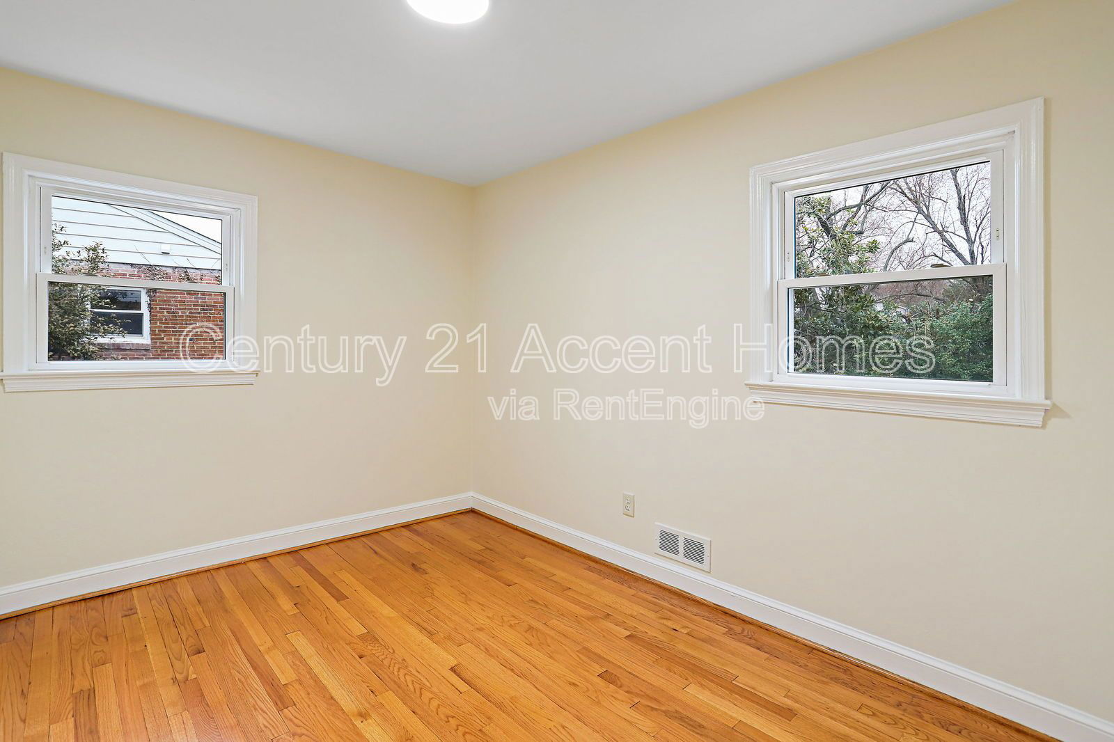 Gallery Image 30