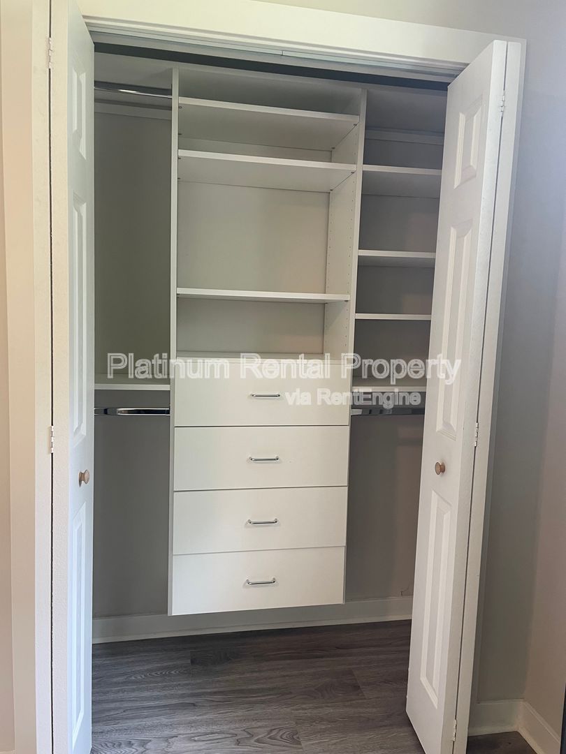 Gallery Image 58