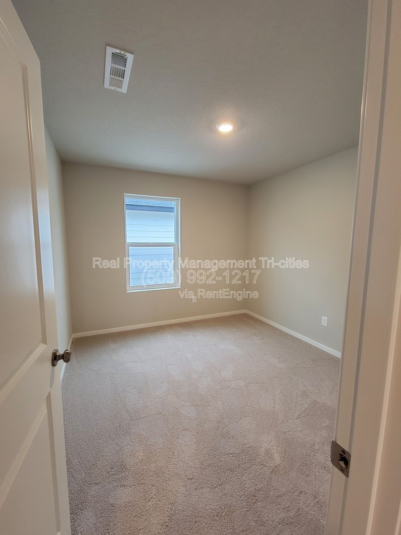 Gallery Image 20