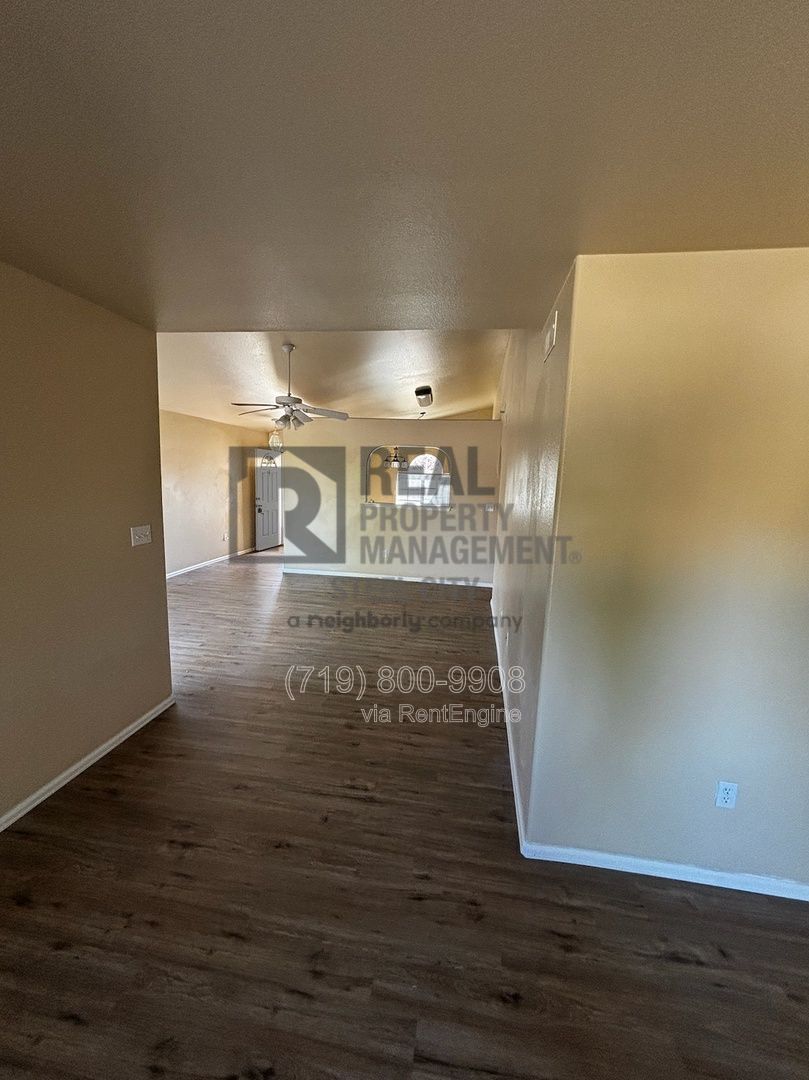 Gallery Image 16