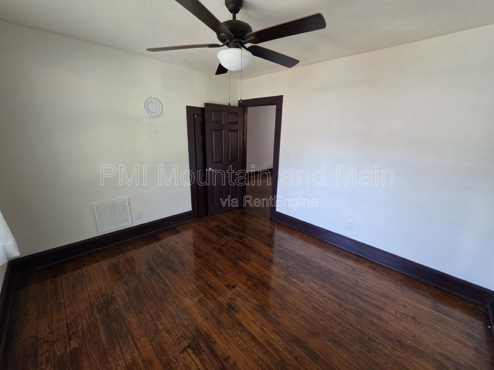 Gallery Image 31