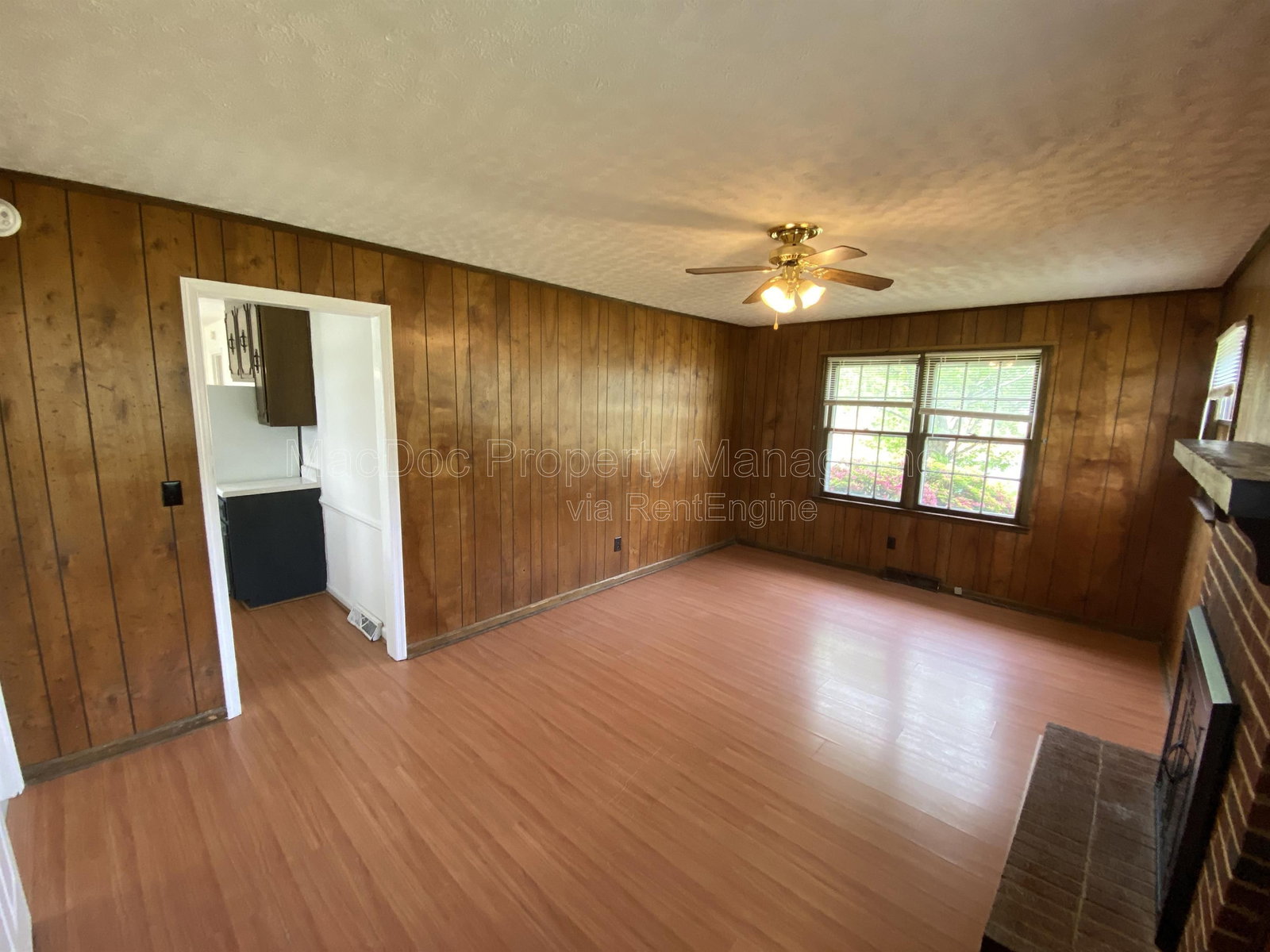 Gallery Image 15