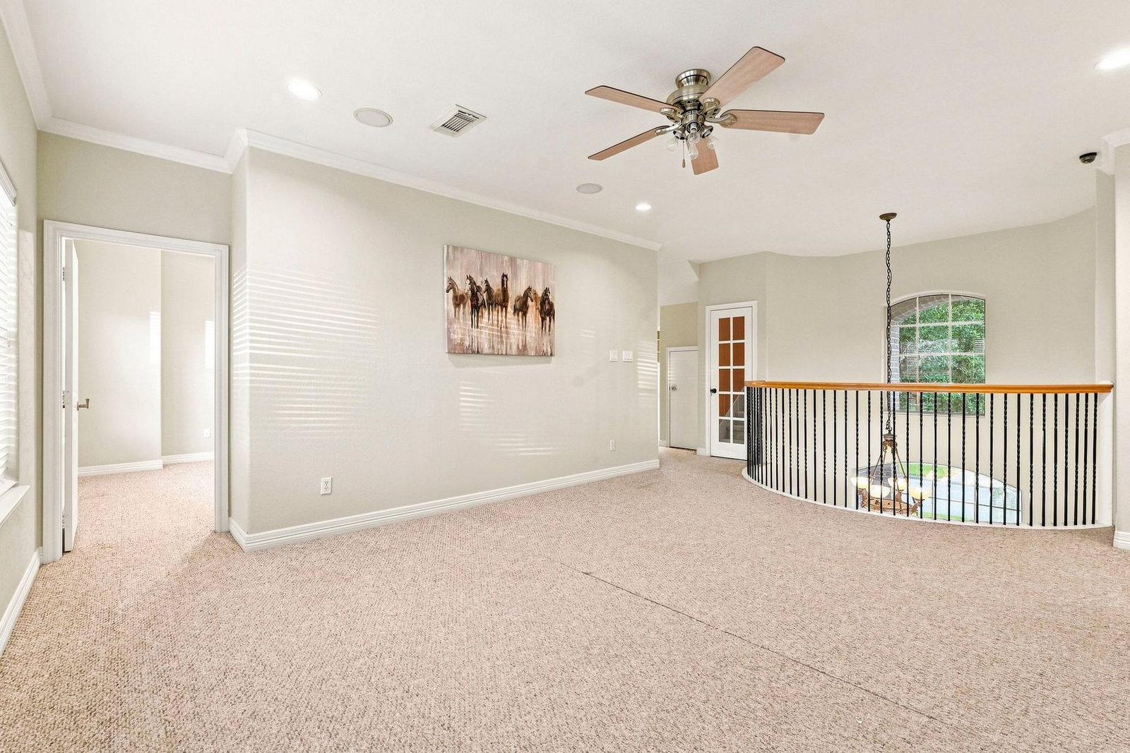 Gallery Image 19