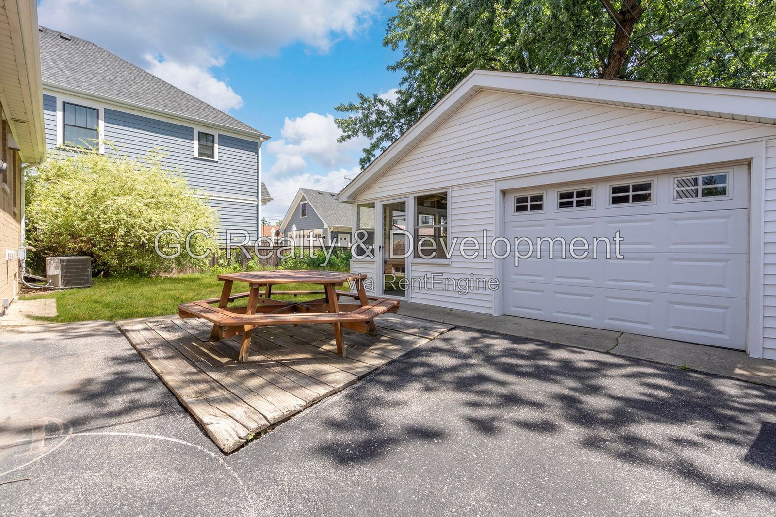 Gallery Image 17