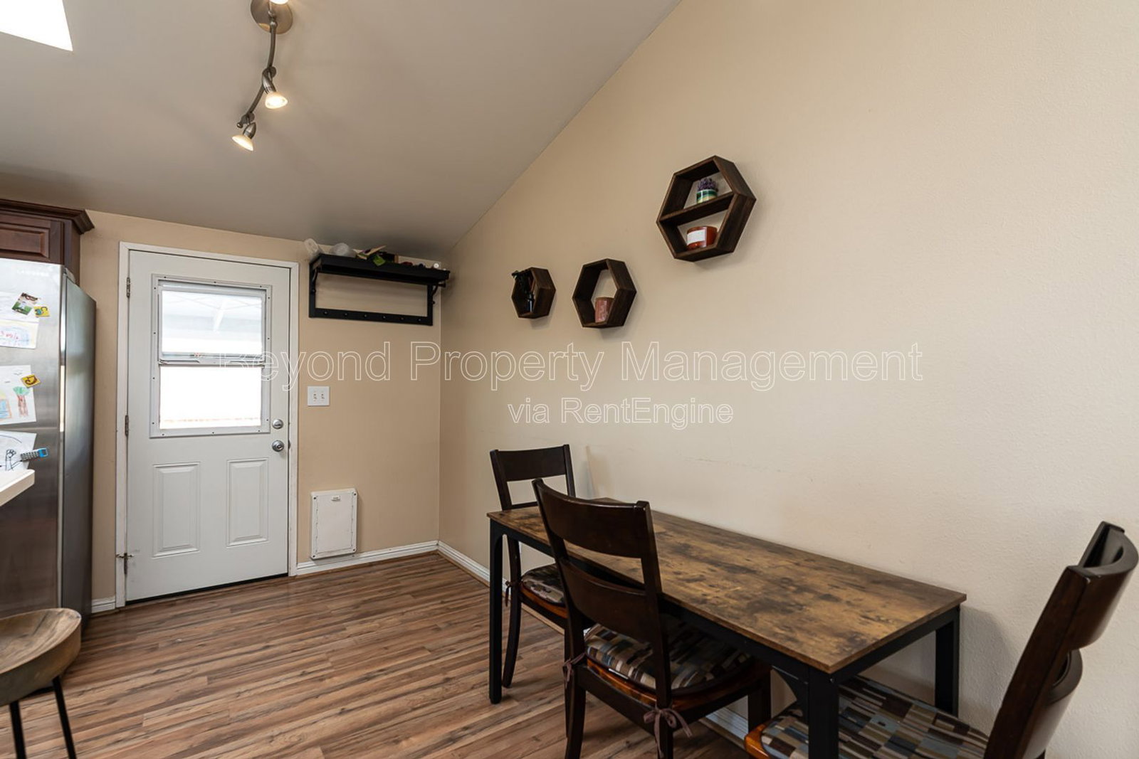 Gallery Image 18