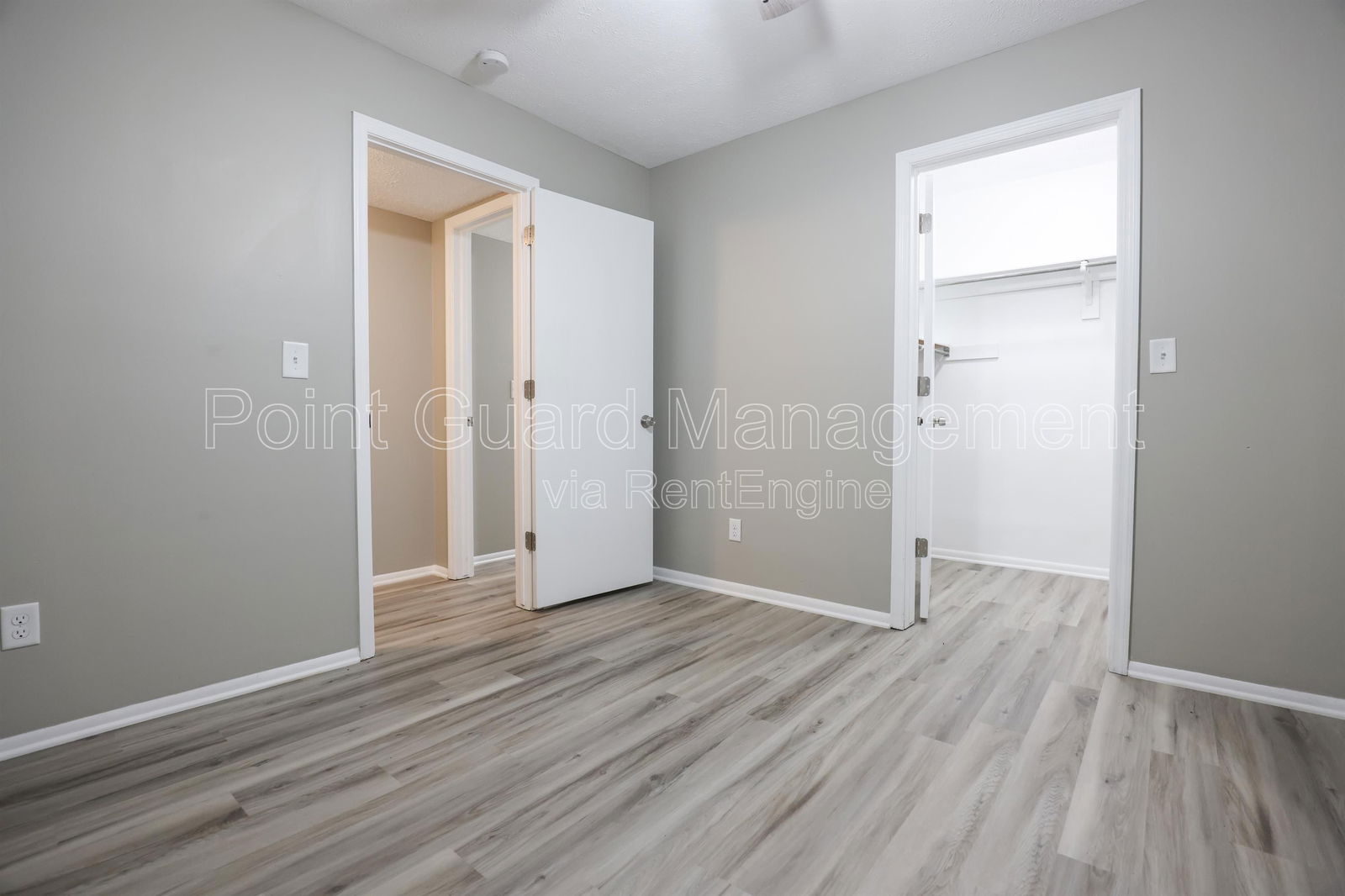 Gallery Image 16