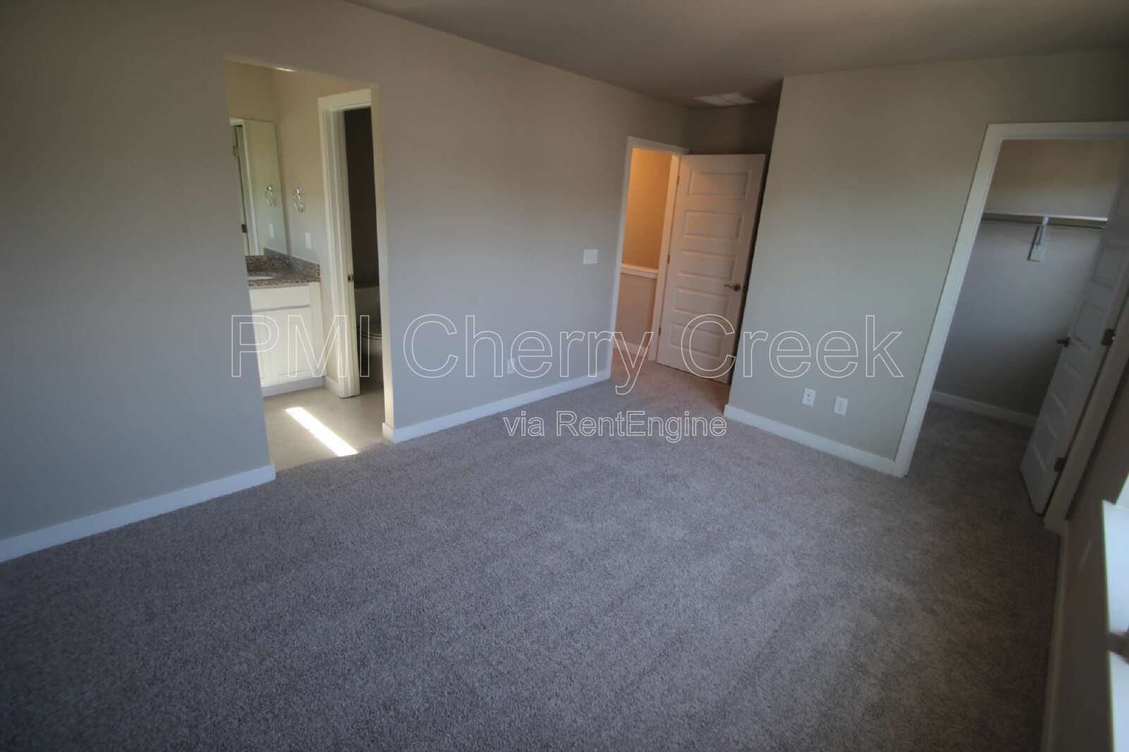 Gallery Image 22