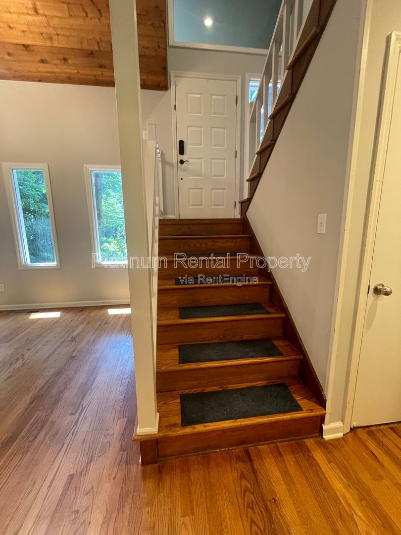 Gallery Image 33