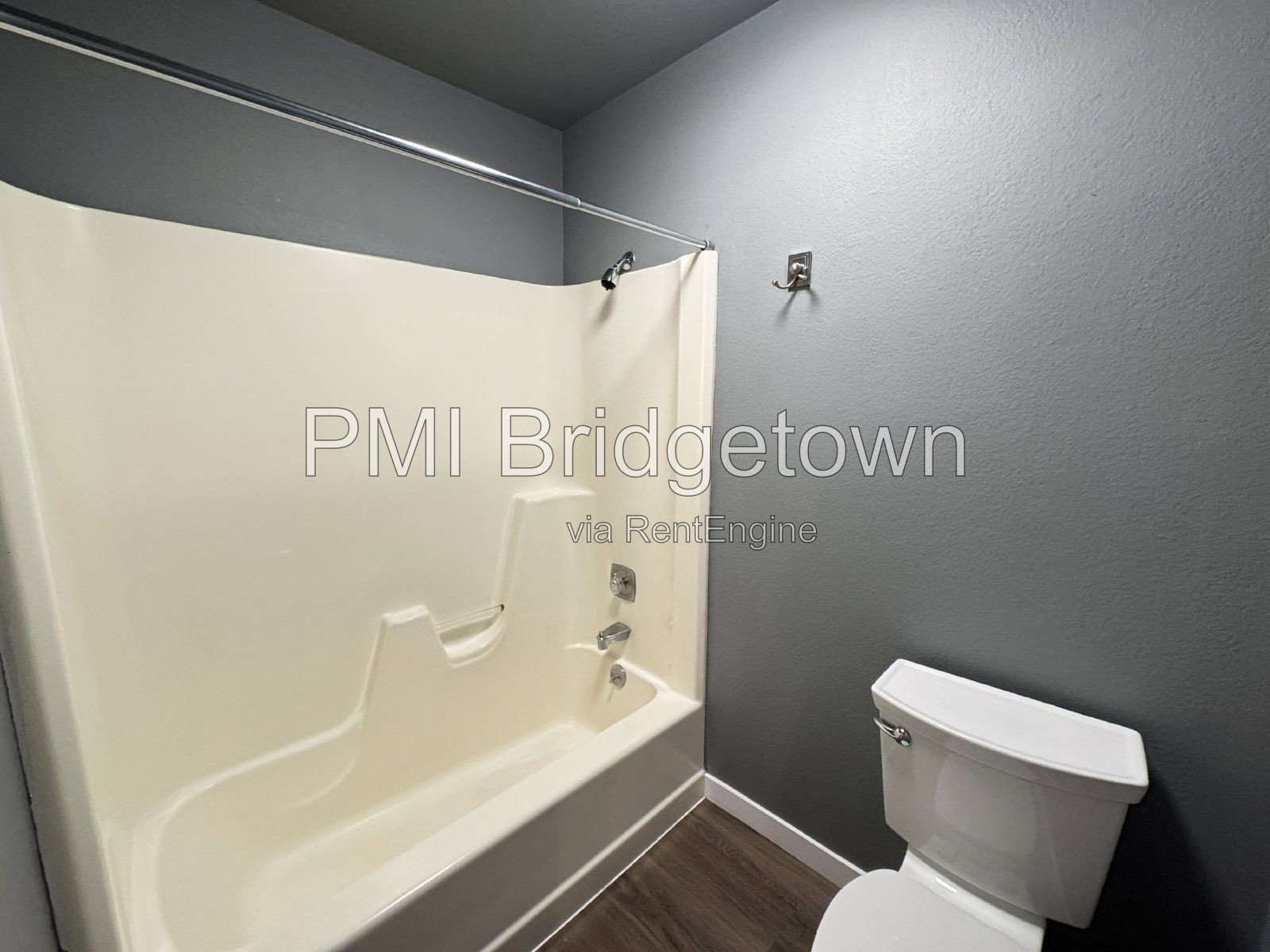 Gallery Image 16