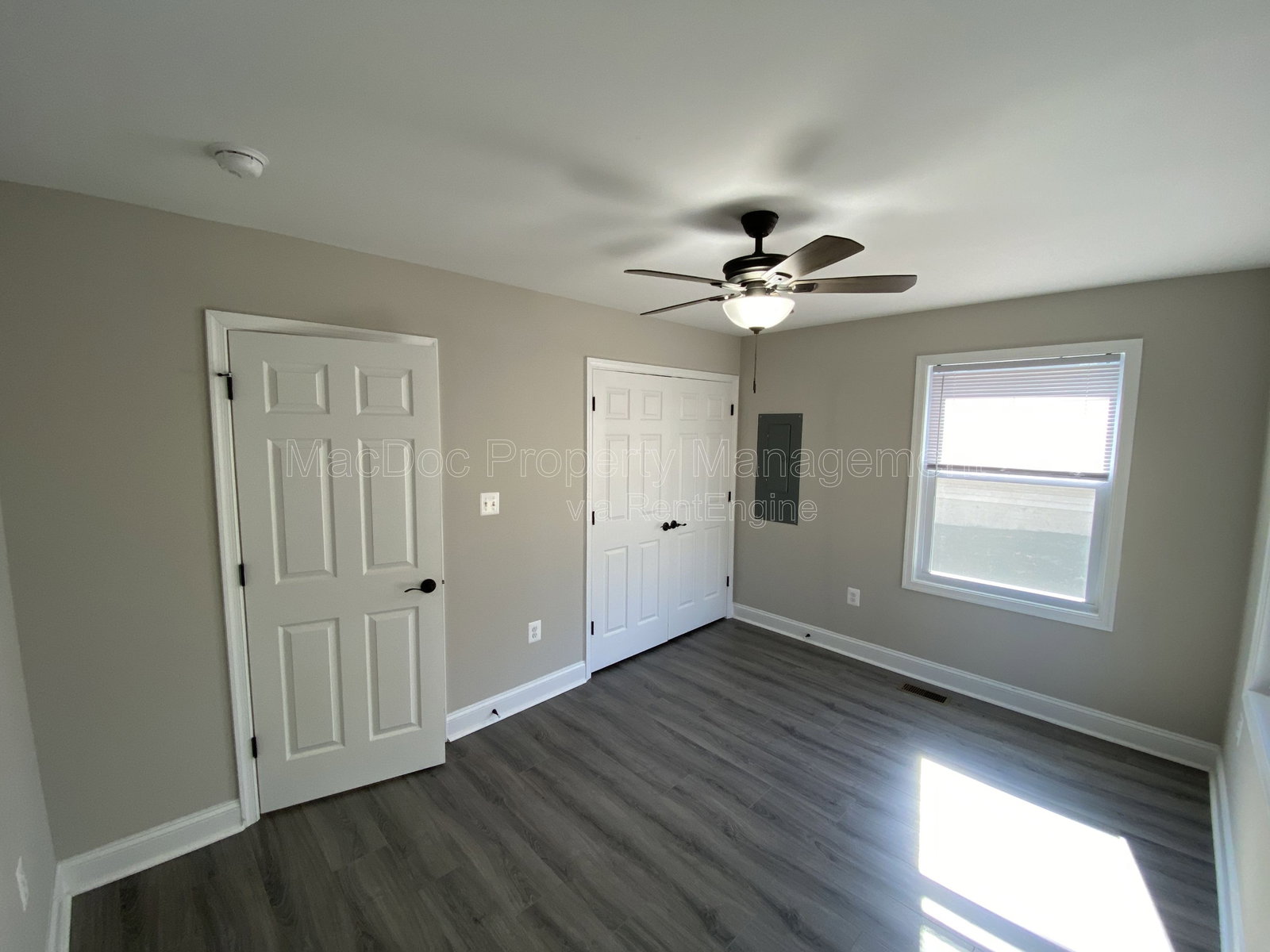 Gallery Image 32