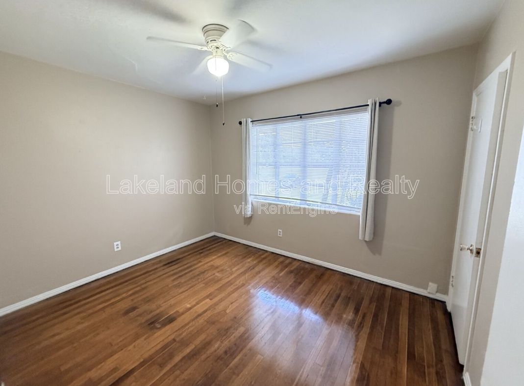 Gallery Image 14