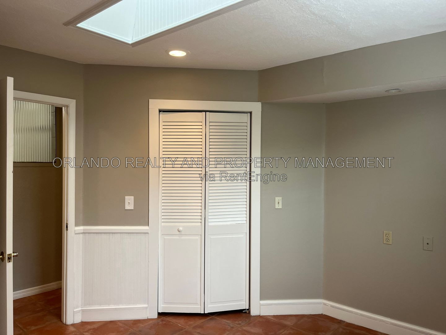 Gallery Image 16