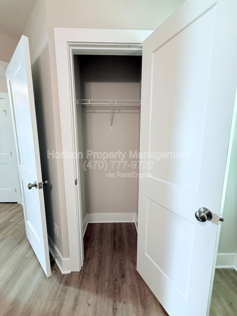 Gallery Image 17