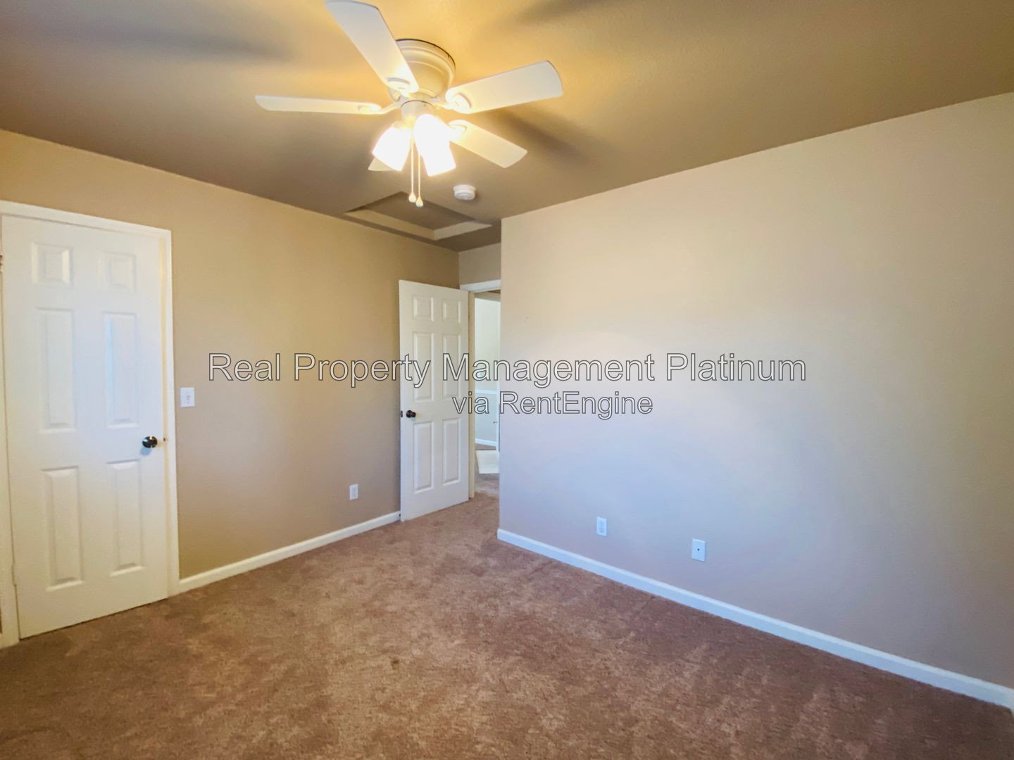 Gallery Image 37