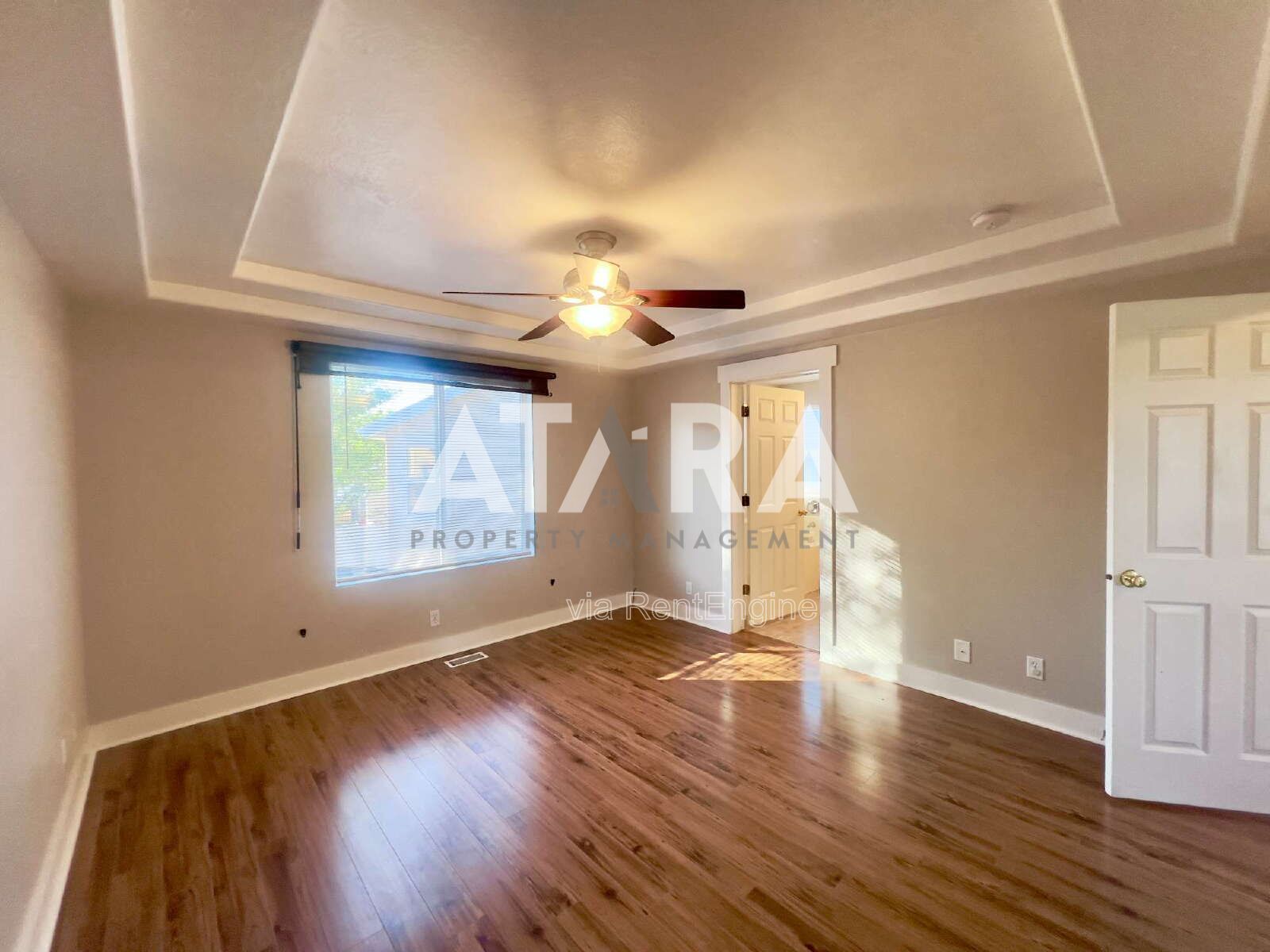 Gallery Image 16