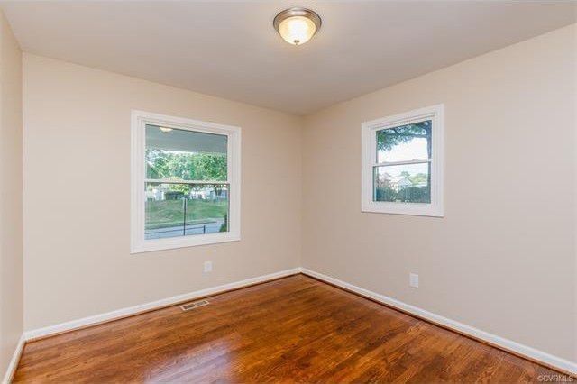 Gallery Image 16