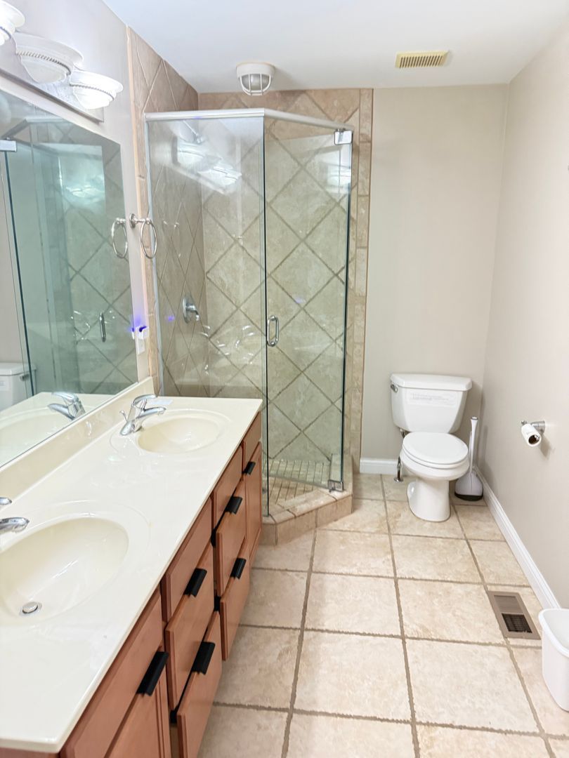 Gallery Image 25