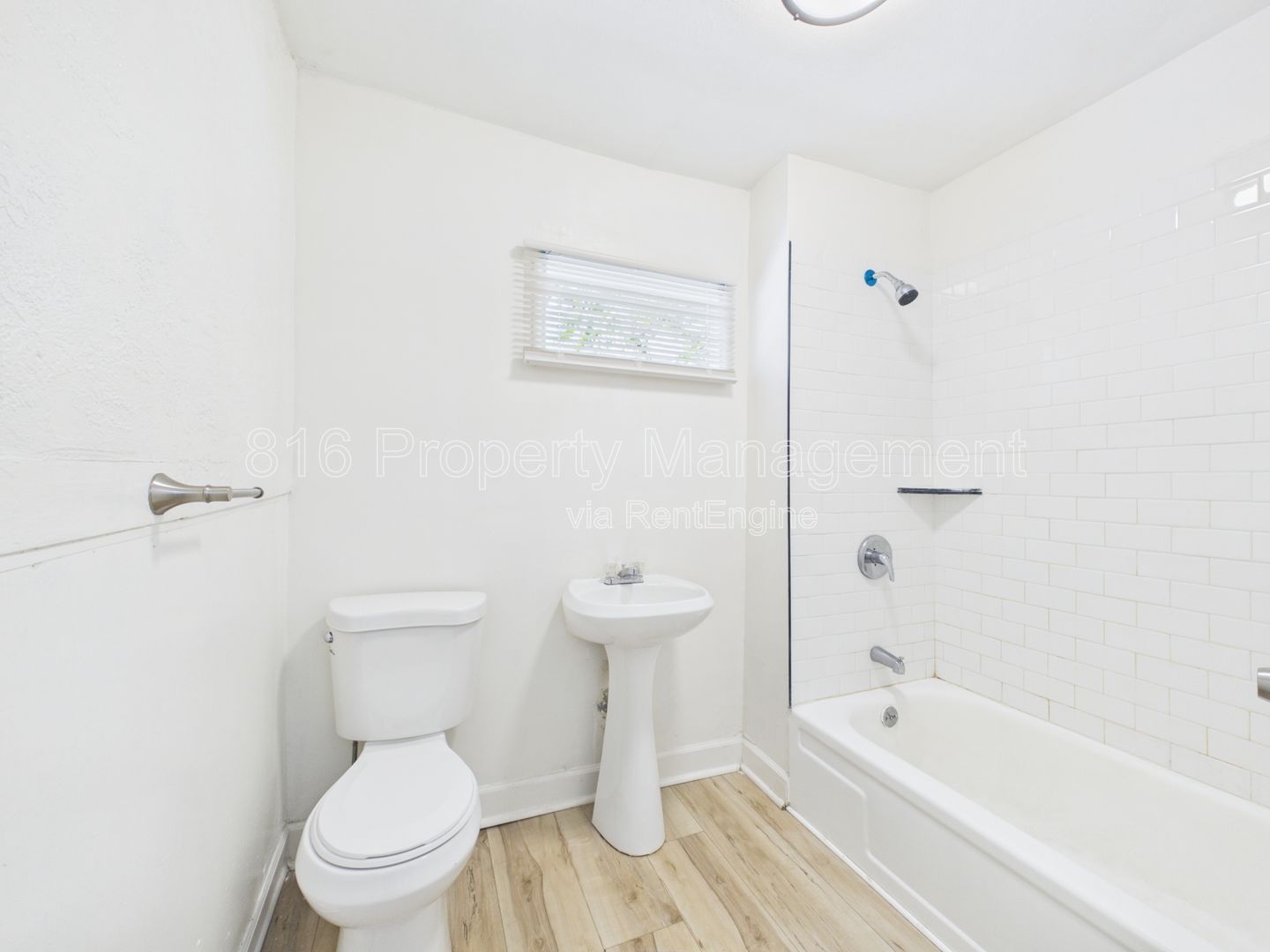 Gallery Image 16