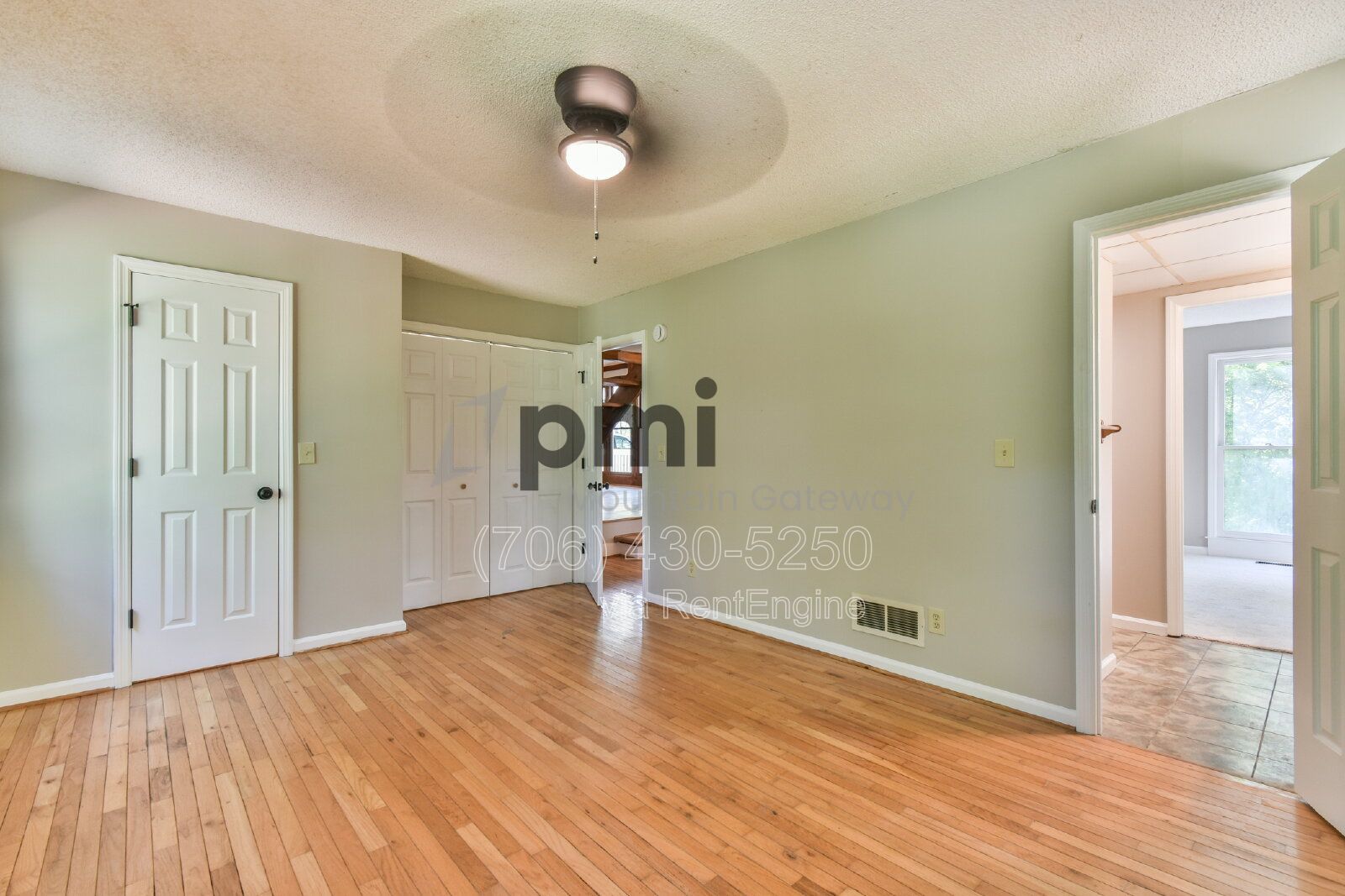 Gallery Image 17