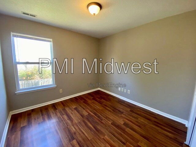 Gallery Image 17