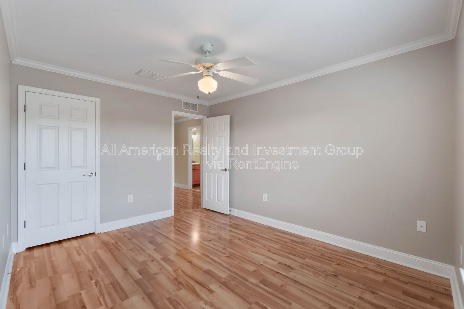 Gallery Image 17