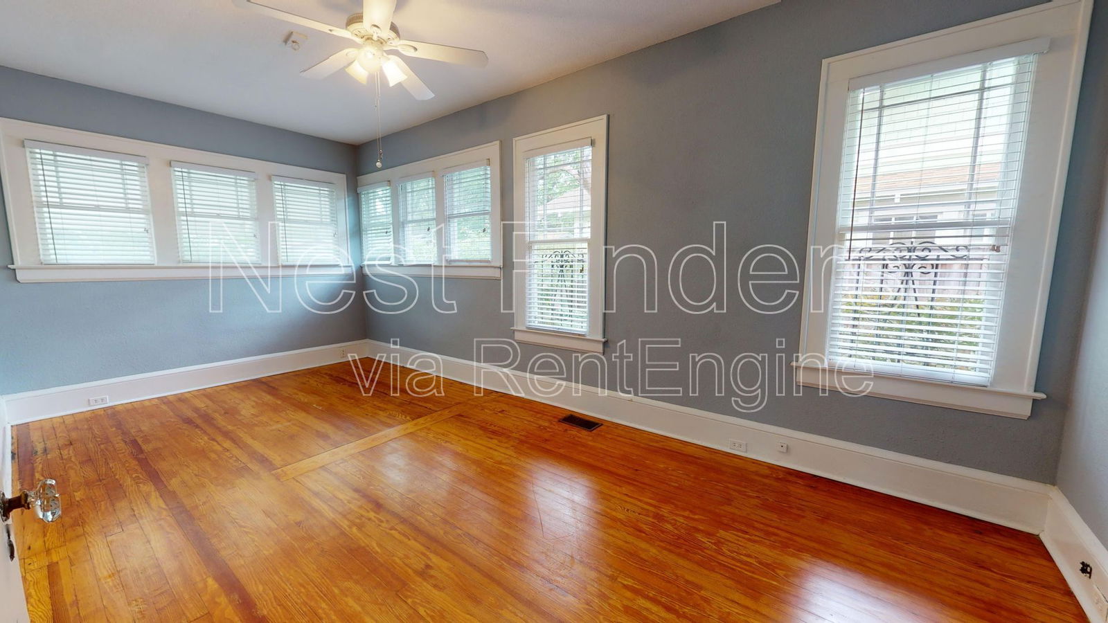 Gallery Image 18