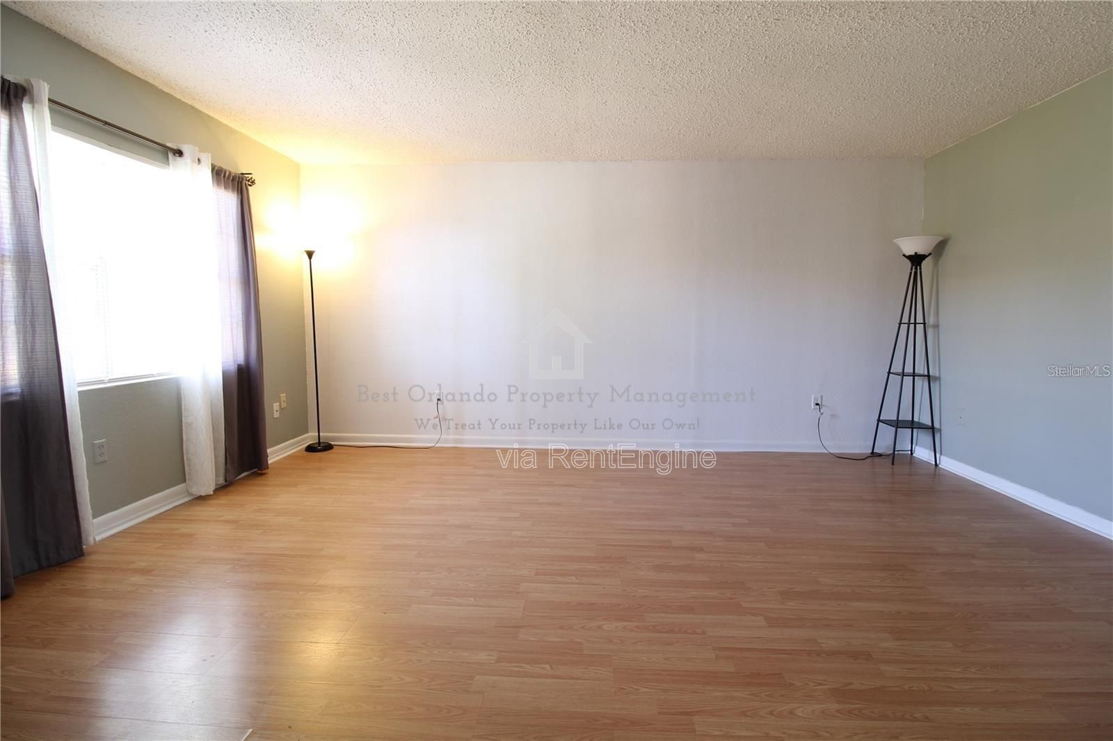 Gallery Image 0