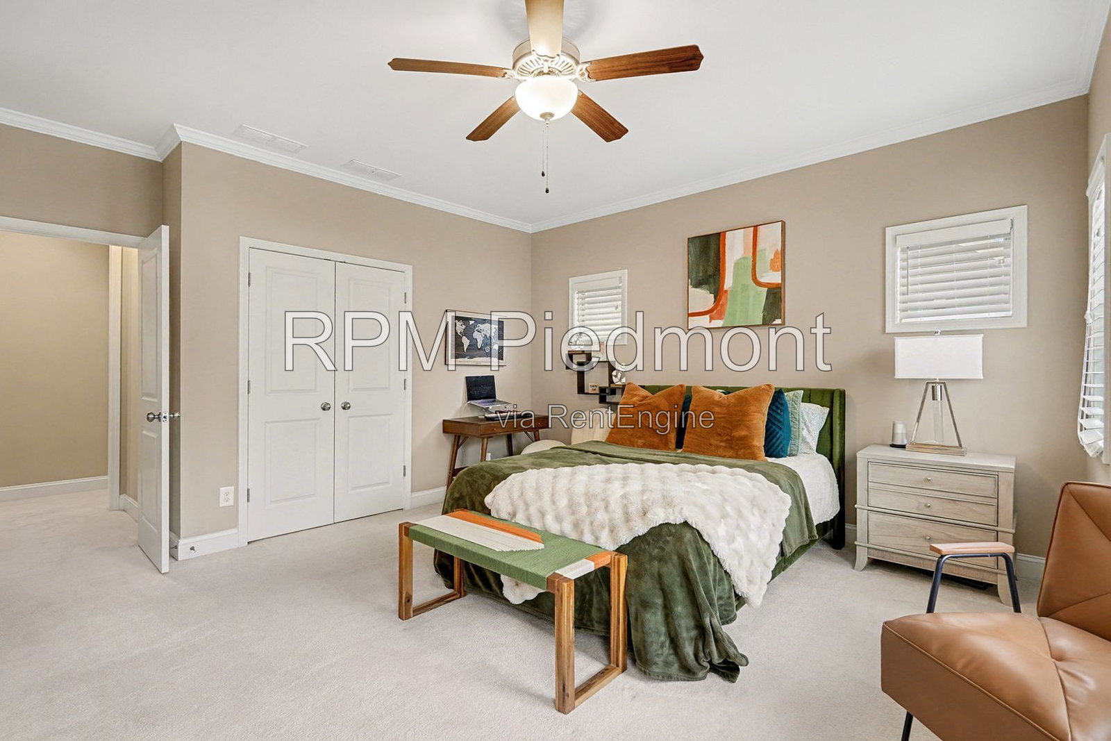 Gallery Image 19