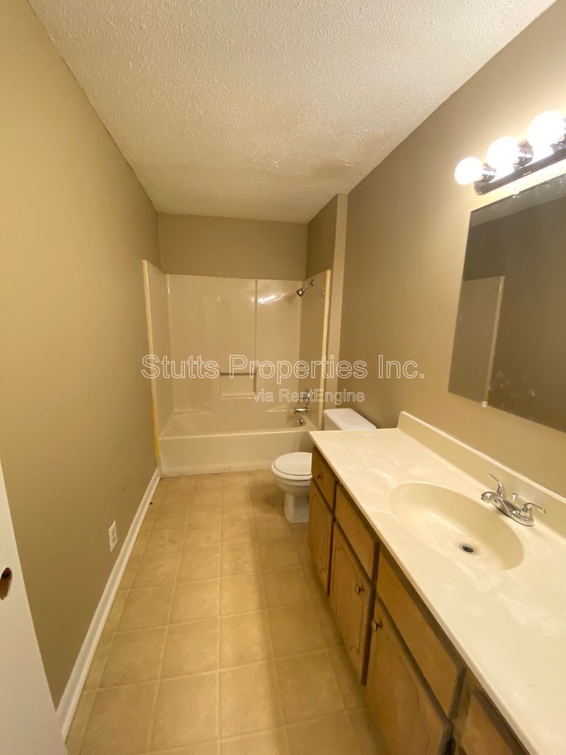 Gallery Image 13