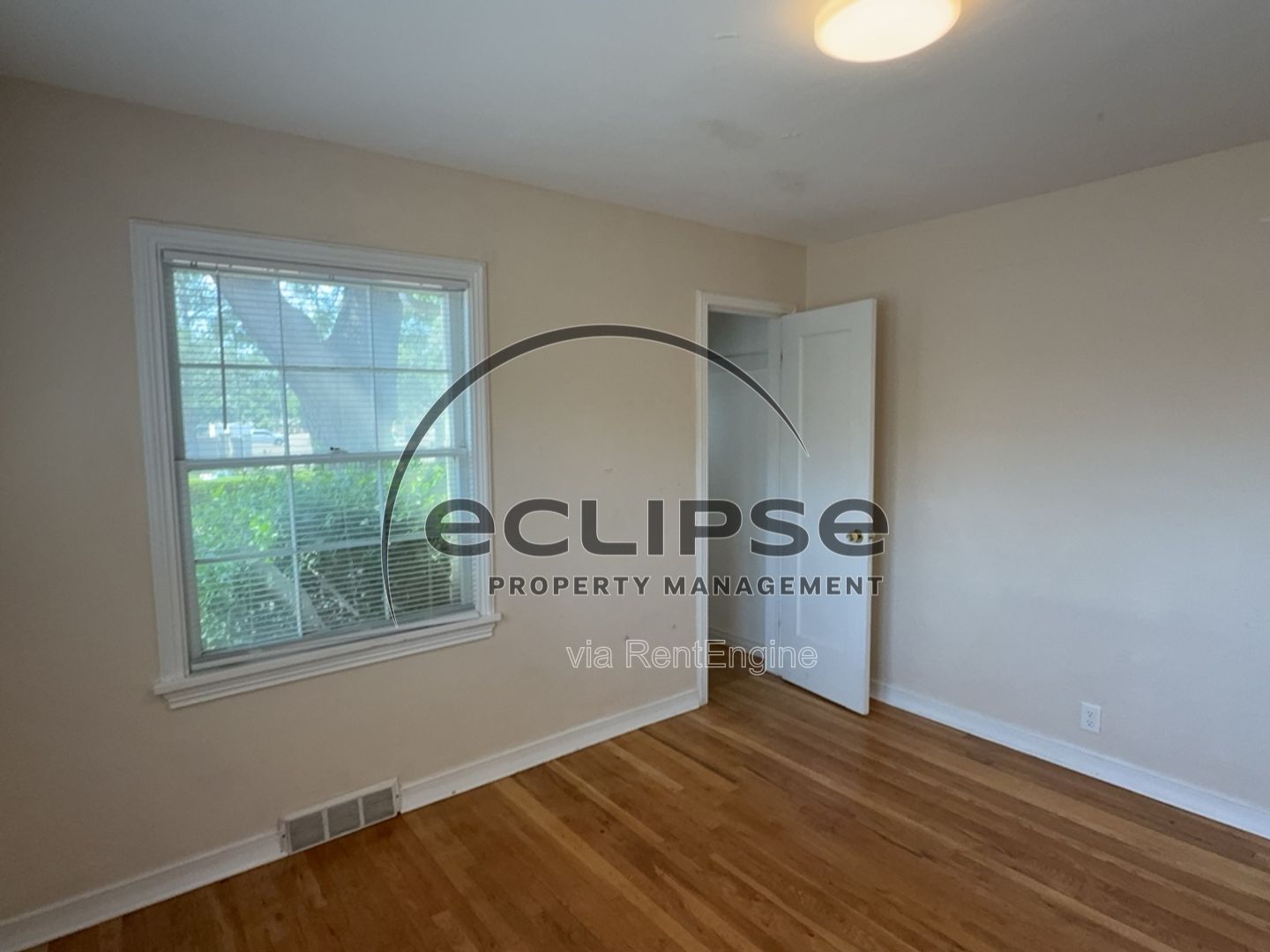 Gallery Image 25