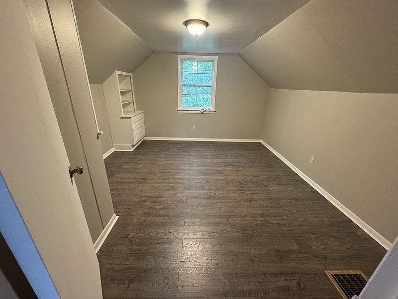 Gallery Image 33