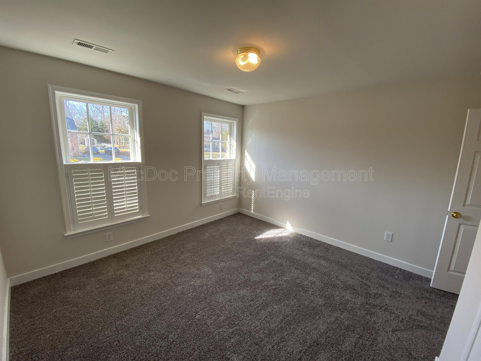 Gallery Image 33