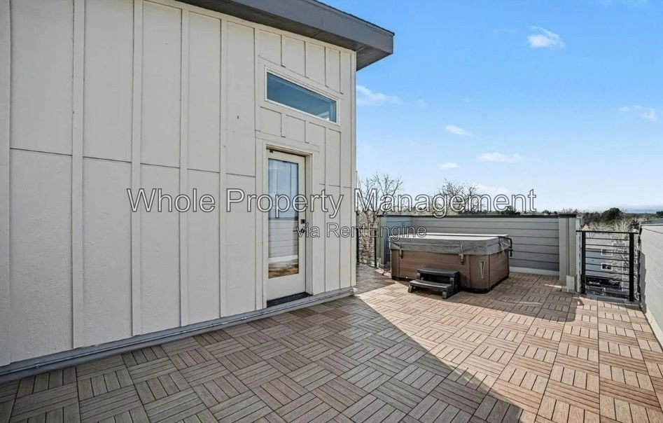 Gallery Image 15