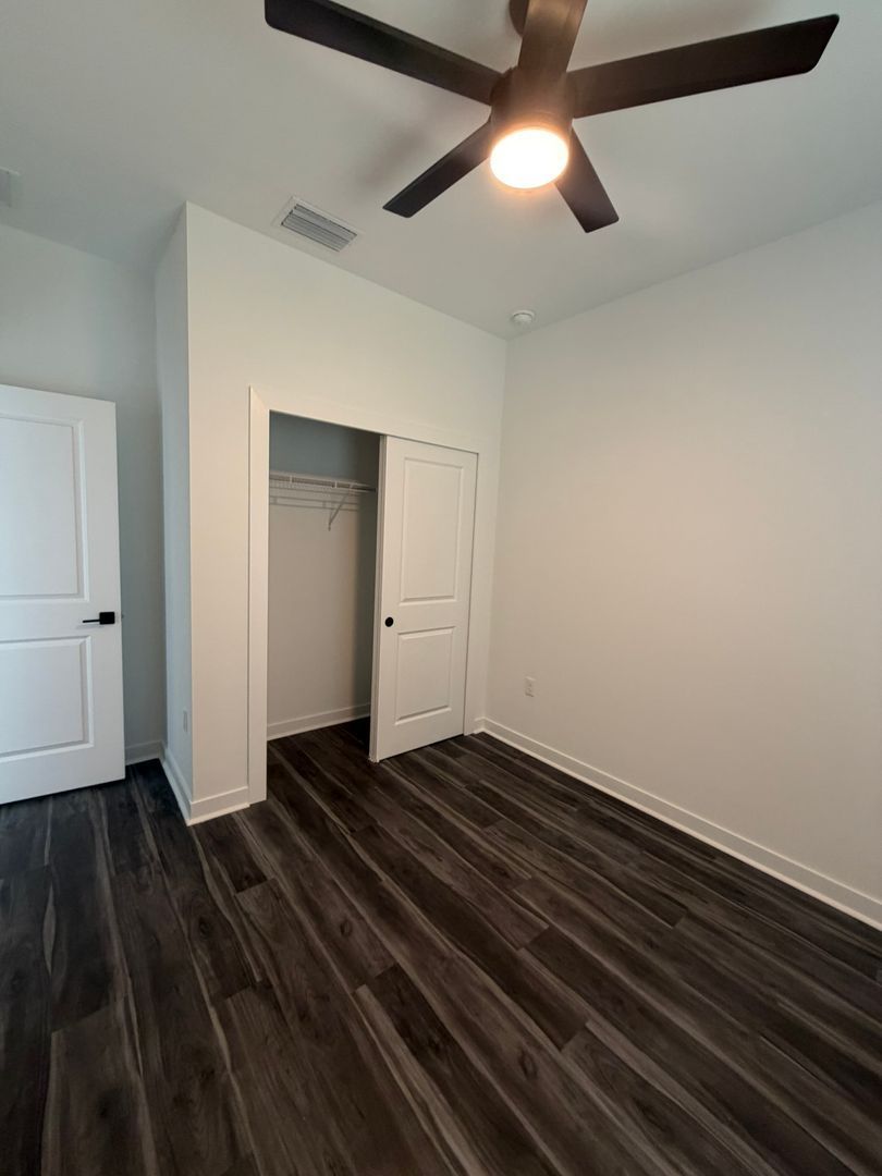 Gallery Image 18