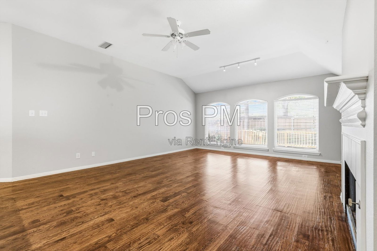 Gallery Image 25